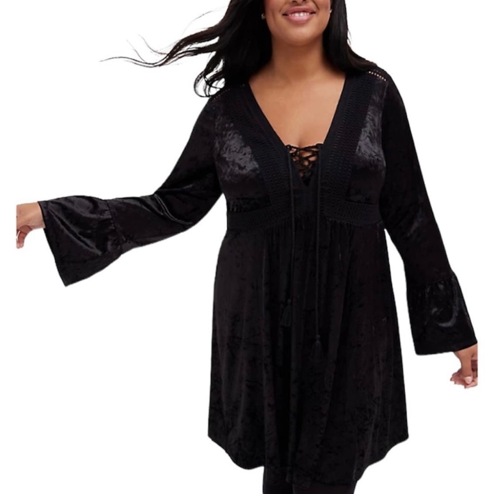 Torrid Plus Size 4 Black Lace Up Tassel Velvet Bell Sleeve Dress NWT